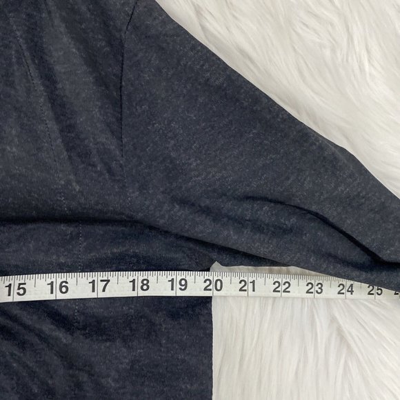 Asics womens gray jogging jacket size M purple zipper - Picture 6 of 10